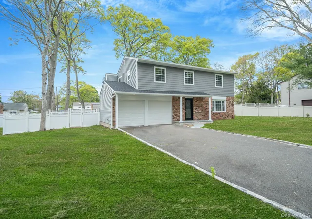 2nd image of 6 Barclay Dr, Coram, NY 11727 | MLS# 1007921