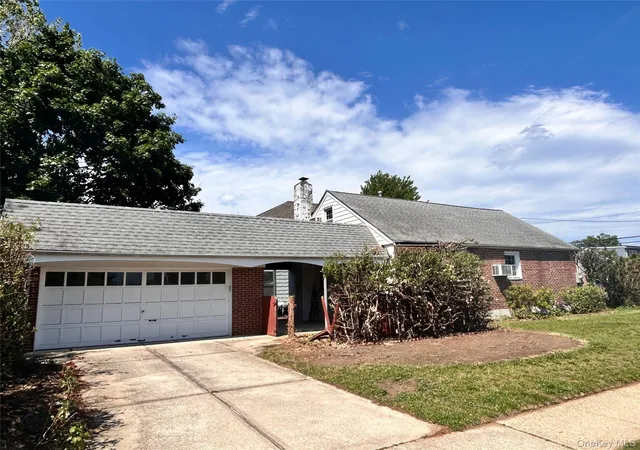 2nd image of 265 Euston Rd S, Garden City, NY 11530 | MLS# 1007963
