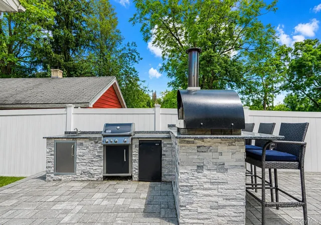 Photo 4 of Sale Pending at 28 Weiner St, New York, NY 10309 | MLS# 1007973 | Listing updated on 2026-09-15