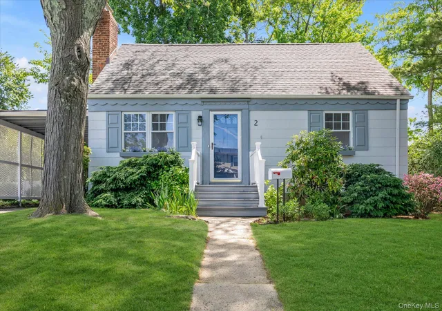 Homes for sale in Glen Cove, NY | 2 Inwood Rd, Glen Cove, NY 11542 | MLS# 1007985