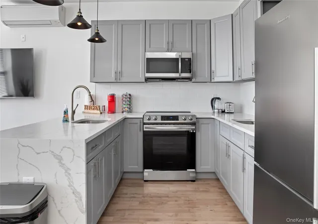 3rd image of 1141 Saint Marks Ave, Brooklyn, NY 11213 | MLS# 1007988