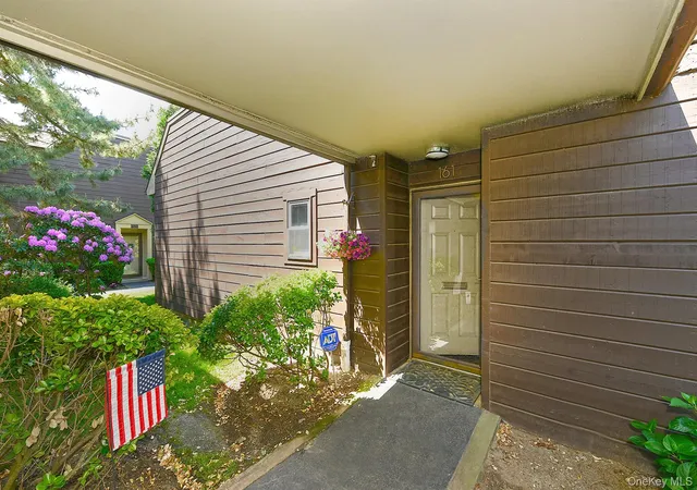 2nd image of 161 Southgate Dr, Massapequa Park, NY 11762 | MLS# 1008002