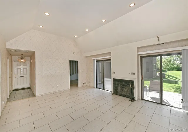 3rd image of 161 Southgate Dr, Massapequa Park, NY 11762 | MLS# 1008002
