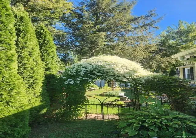 Photo 3 of Manufactured home for sale at 30 Tally Ho Dr, Dover Plains, NY 12522 | MLS# 1008053 | Listing updated on 2026-10-04