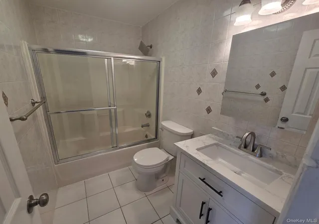 Photo 4 of House for sale at 6226 Elizabeth Rd, Arverne, NY 11692 | MLS# 1008063 | Listing updated on 2026-08-23