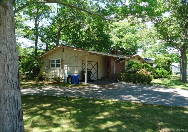 Homes for sale in Southampton, NY | 8 Graham Rd, Southampton, NY 11946 | MLS# 1008086