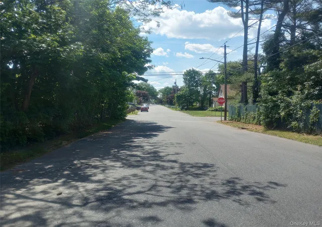 4th image of 78a Claremont Ave, West Babylon, NY 11704 | MLS# 1008107