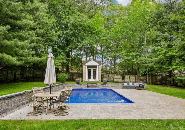 33rd image of 40 Timberpoint Dr, Northport, NY 11768 | MLS# 1008114