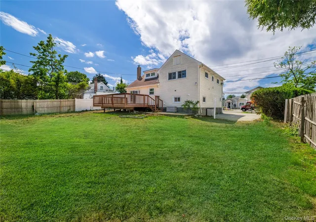 19th image of 561 Woodbury Rd, Oyster Bay, NY 11803 | MLS# 1008115