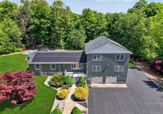 2nd image of 142 Hawleys Corners Rd, Lloyd, NY 12528 | MLS# 1008158
