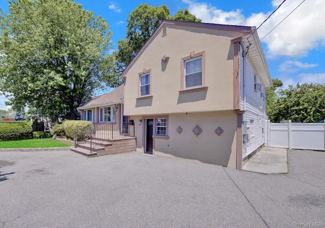 4th image of 2927 Brower Ave, Hempstead, NY 11572 | MLS# 1008176