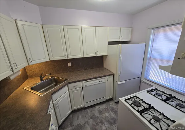 2nd image of 209-43 35th Ave, New York, NY 11361