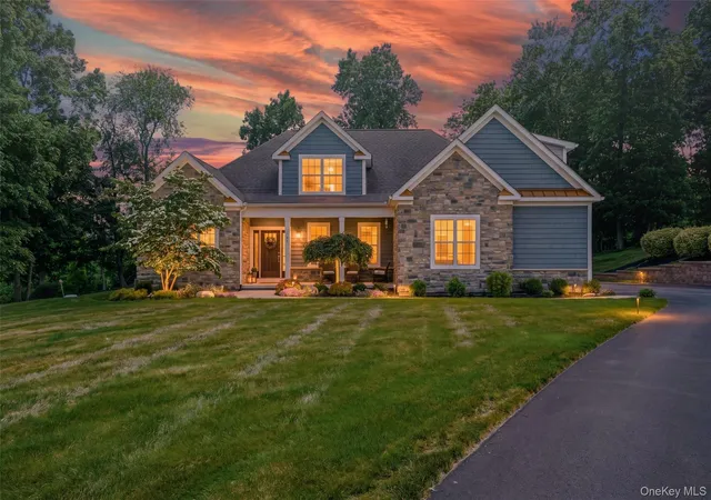 Homes for sale in New Windsor, NY | 35 Briarwood Ln, New Windsor, NY 12553 | MLS# 1008219
