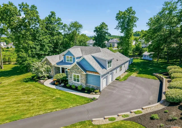 Homes for sale in New Windsor, NY | 35 Briarwood Ln, New Windsor, NY 12553 | MLS# 1008219