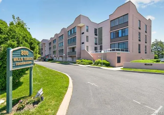 1st image of 800 Willis Ave #119, Albertson, NY 11507 | MLS# 1008235