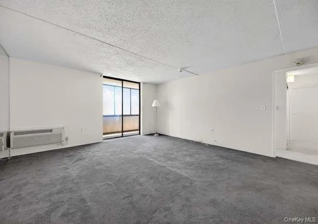 5th image of 800 Willis Ave, North Hempstead, NY 11507
