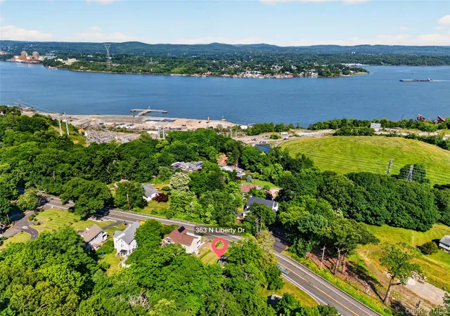 Photo 3 of Sale Pending at 363 N Liberty Dr, Tomkins Cove, NY 10986 | MLS# 1008273 | Listing updated on 2026-07-16
