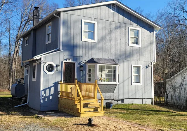 Homes for sale in Shawangunk, NY | 351 Lake Shore Dr, Shawangunk, NY 12566 | MLS# 1008280