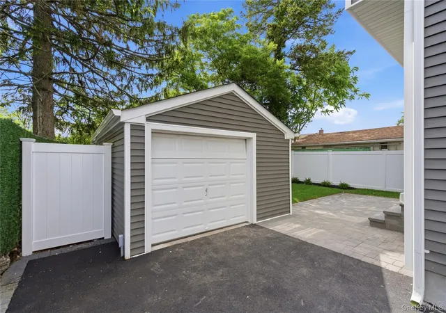 Photo 4 of Sale Pending at 13 Evelyn Ave, Westbury, NY 11590 | MLS# 1008283 | Listing updated on 2026-07-22