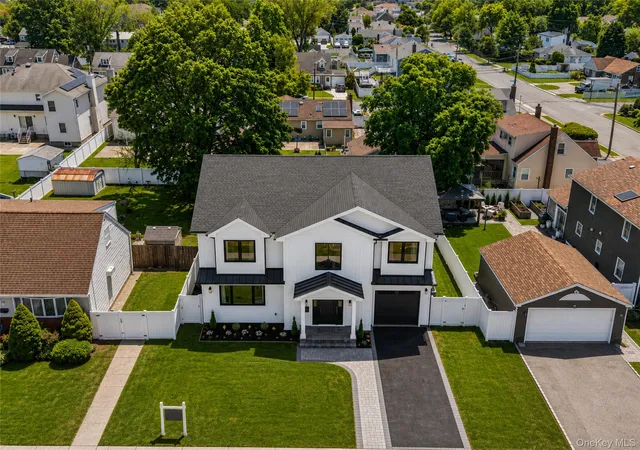 3rd image of 2412 Amherst St, Hempstead, NY 11554 | MLS# 1008284