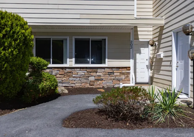 Homes for sale in Poughkeepsie, NY | 202 Crystal Hill Ln, Poughkeepsie, NY 12603 | MLS# 1008288