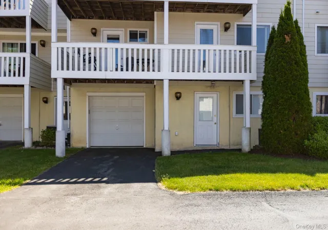 Homes for sale in Poughkeepsie, NY | 202 Crystal Hill Ln, Poughkeepsie, NY 12603 | MLS# 1008288