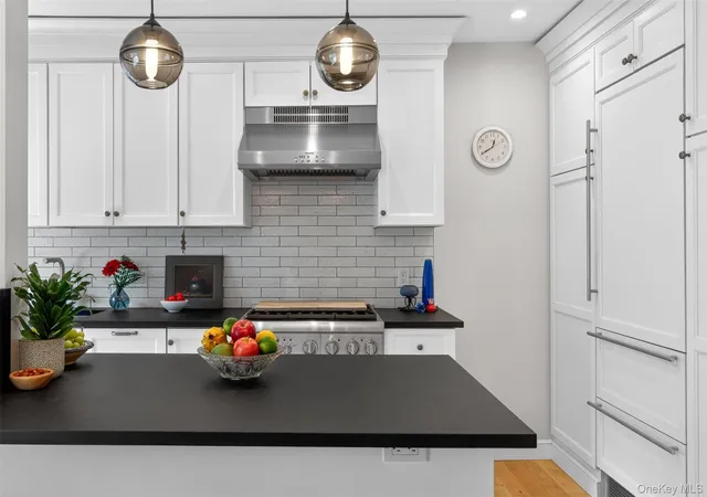 2nd image of 305 Sixth Ave #2E, Pelham, NY 10803 | MLS# 1008312