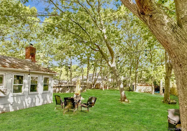 5th image of 153 Parkwood Dr, Shirley, NY 11967 | MLS# 1008322