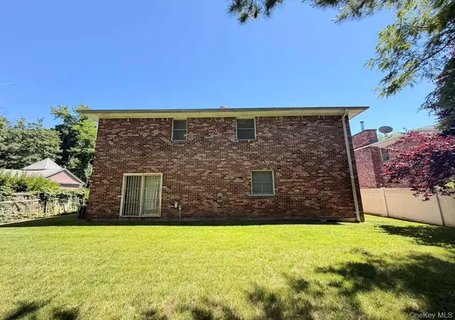 16th image of 234 17 38th Dr, Little Neck, NY 11363 | MLS# 1008343
