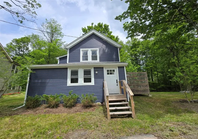 Homes for sale in Fallsburg, NY | 11 Spring Glen Rd, Fallsburg, NY 12763 | MLS# 1008357