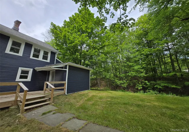 Homes for sale in Fallsburg, NY | 11 Spring Glen Rd, Fallsburg, NY 12763 | MLS# 1008357