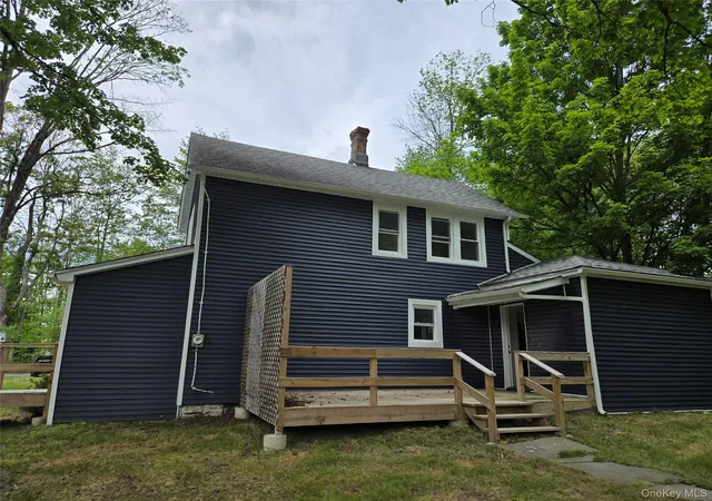 Homes for sale in Fallsburg, NY | 11 Spring Glen Rd, Fallsburg, NY 12763 | MLS# 1008357