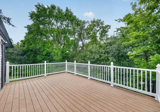 28th image of 17 Janice Dr, Middletown, NY 10941 | MLS# 1008363