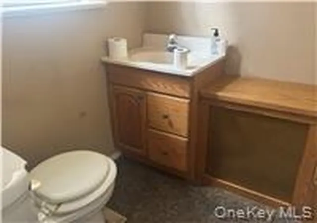 16th image of 5 York Pl, Hempstead, NY 11566 | MLS# 1008367