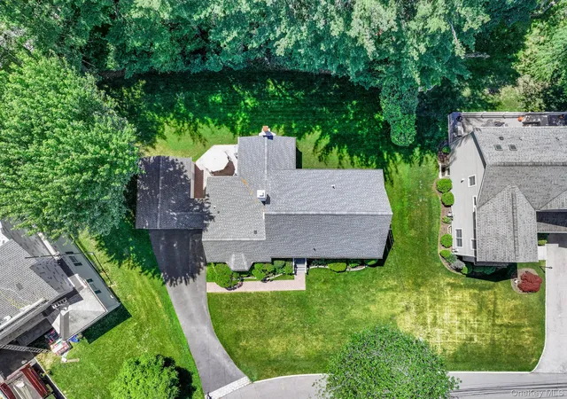 4th image of 11 Overlook Rd, Ardsley, NY 10502 | MLS# 1008381
