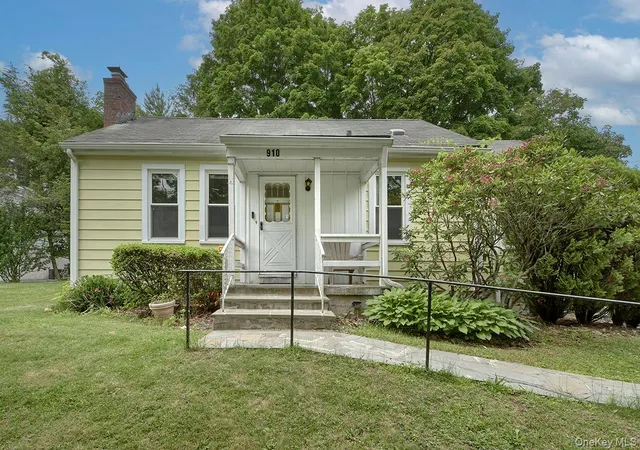 Homes for sale in Mount Pleasant, NY | 910 Linda Ave, Mount Pleasant, NY 10594 | MLS# 1008383