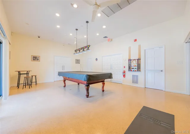 Listing Photo 2 - Condo for sale in building located at 231 Artist Lake Dr, Middle Island, NY 11953 - Unit #