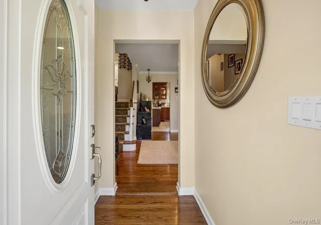 4th image of 3 Carolyn Pl, Eastchester, NY 10708 | MLS# 1008404