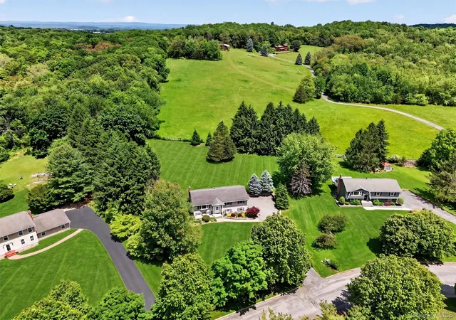 Homes for sale in Warwick, NY | 22 Beverly Dr, Warwick, NY 10990 | MLS# 1008422