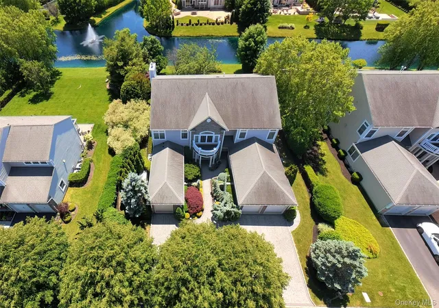 Photo 1 of Single family home for sale at 38 Hamlet Woods Dr, Saint James, NY 11780 | MLS# 1008427 | Listing updated on 2026-08-28