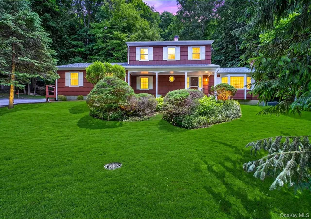 Homes for sale in Yorktown, NY | 1096 Sunset St, Yorktown, NY 10598 | MLS# 1008447