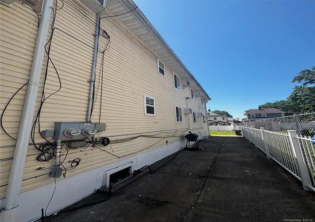 3rd image of 218-42 140Th Ave, Springfield Gardens, NY 11413 | MLS# 1008465