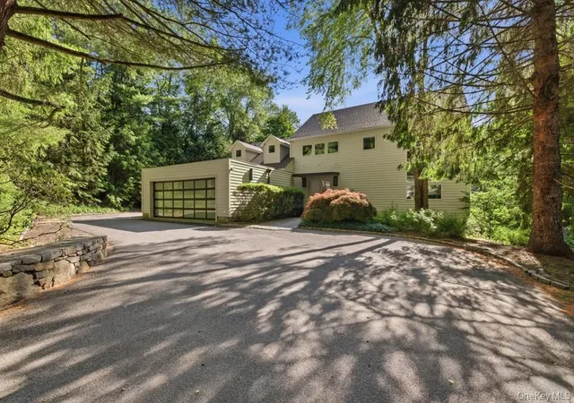 2nd image of 78 Old Church Ln, Lewisboro, NY 10576 | MLS# 1008473