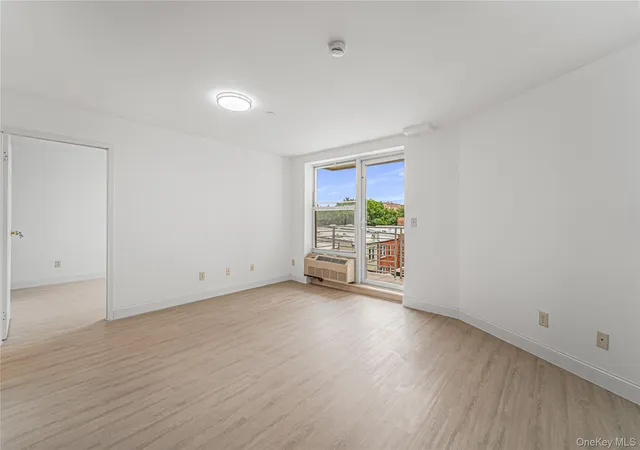 1st image of 81 15 Queens Blvd #4H, Elmhurst, NY 11373 | MLS# 1008476