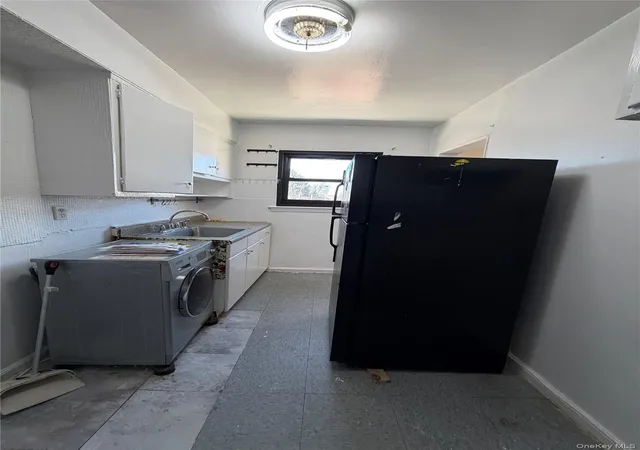 Listing Photo 5 - Condo for sale in building located at 20109 35th Ave, New York, NY 11361 - Unit #B