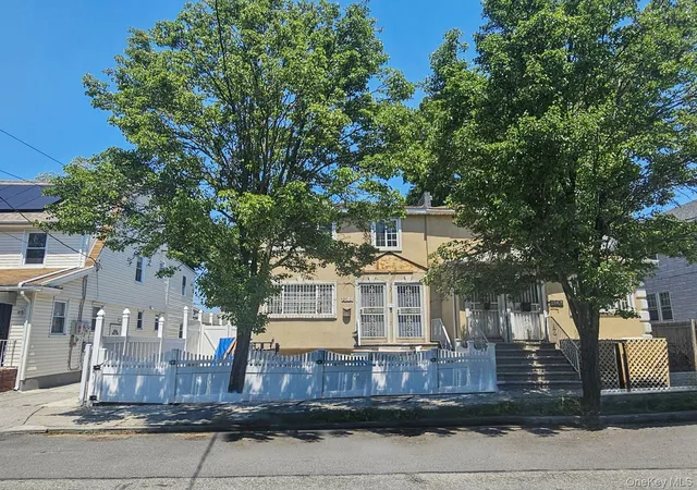 4th image of 21919 143rd Rd, Springfield Gardens, NY 11413 | MLS# 1008499