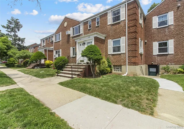 Homes for sale in New York, NY | 73-11B 263 #B, New York, NY 11004 | MLS# 1008528