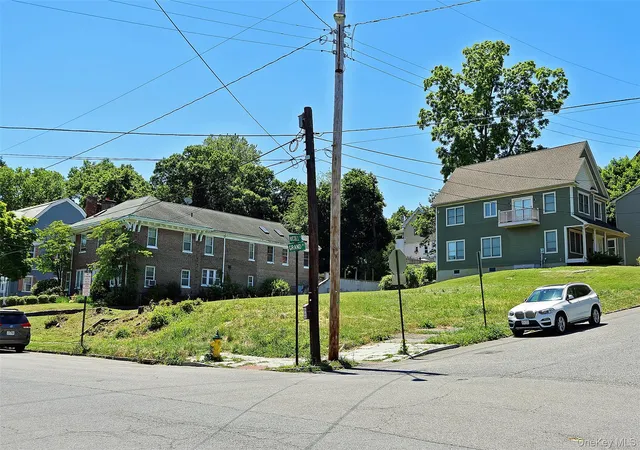 Homes for sale in Newburgh, NY | 397 Grand St, Newburgh, NY 12550 | MLS# 1008538