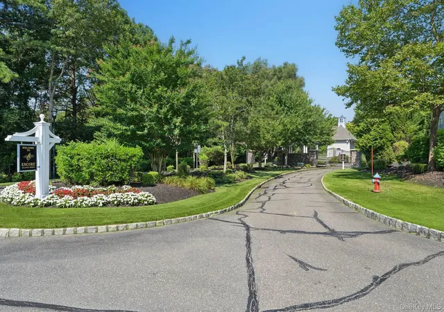 22nd image of 177 Melody Ct, Eastport, NY 11941 | MLS# 1008548