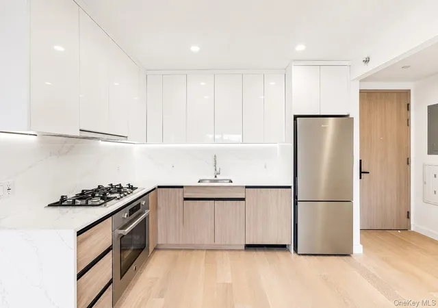 Photo 2 of Condo for sale at 144-49 Northern Blvd #701, New York, NY 11354 | MLS# 1008557 | Listing updated on 2026-09-27